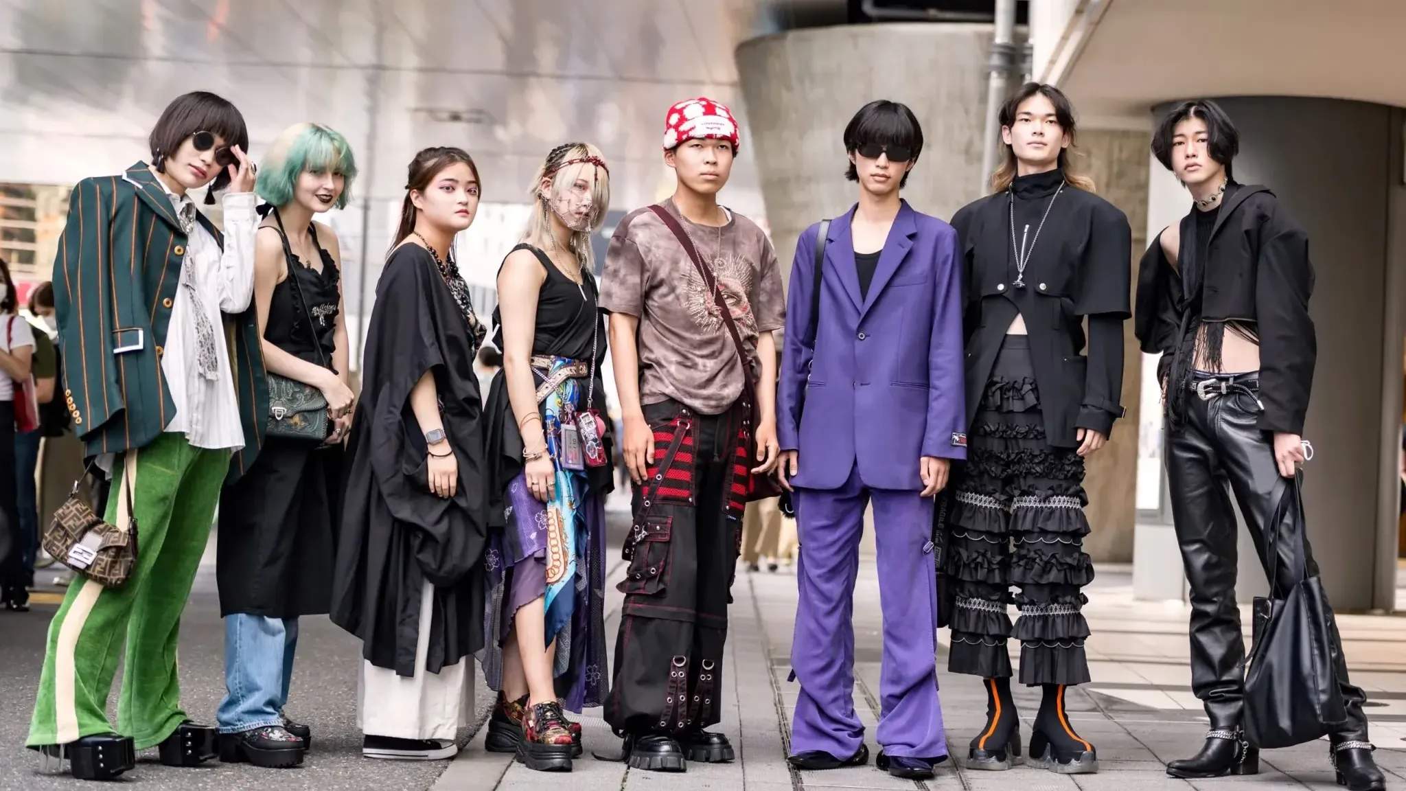 Cesta japonské módy časem: Od elegance po extrém