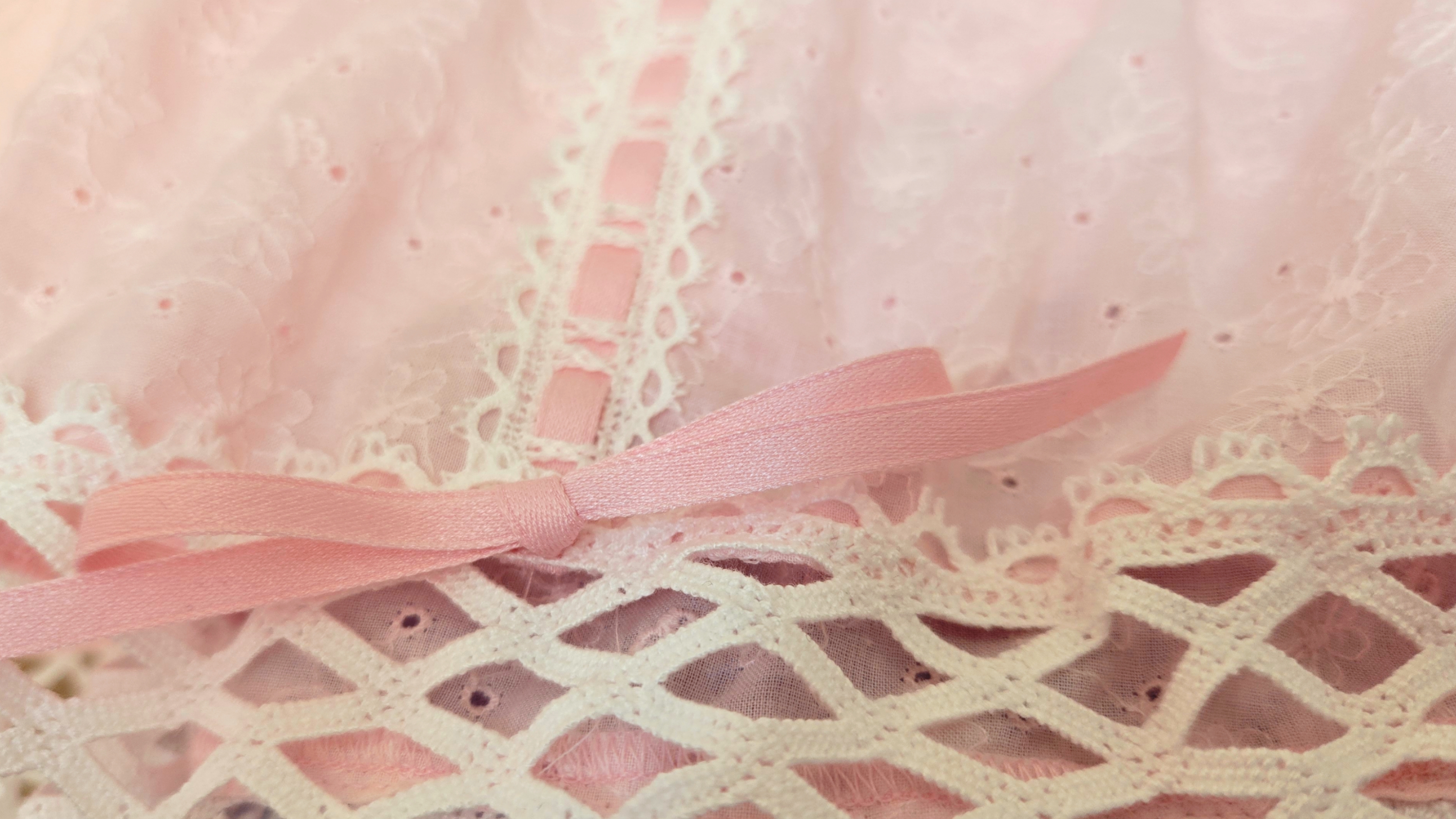 "Ancient" Lolita Fashion
