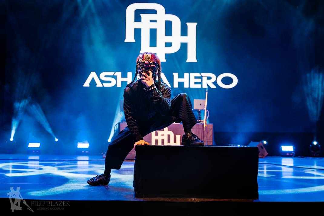 Filip Blažek: ASH DA HERO
